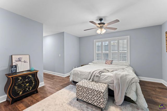 137 Shady Oak Drive, Perry, GA 31069
