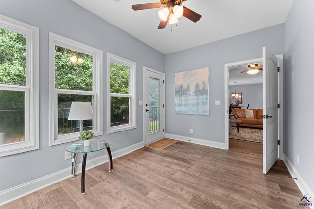 137 Shady Oak Drive, Perry, GA 31069
