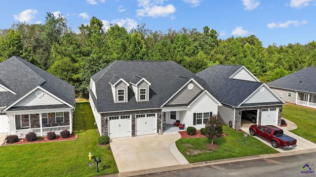 137 Shady Oak Drive, Perry, GA 31069