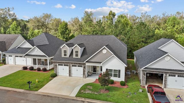 137 Shady Oak Drive, Perry, GA 31069