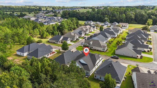 137 Shady Oak Drive, Perry, GA 31069