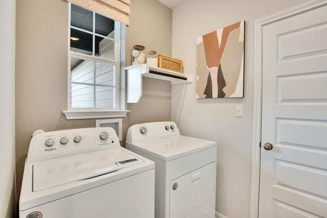 164 Hornet ST, Elgin, TX 78621