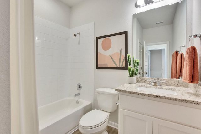 164 Hornet ST, Elgin, TX 78621