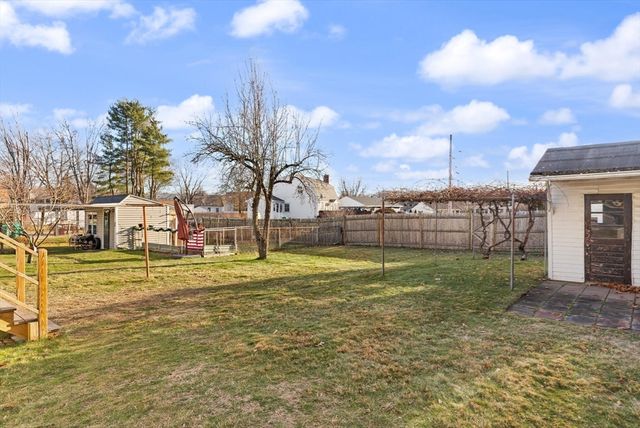 83 Dean St, Norwood, MA 02062