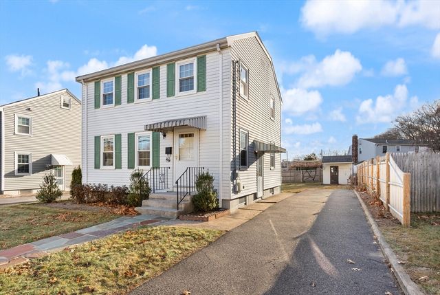 83 Dean St, Norwood, MA 02062