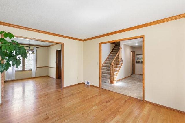 34522 Edgewater Circle, Cumming, IA 50061
