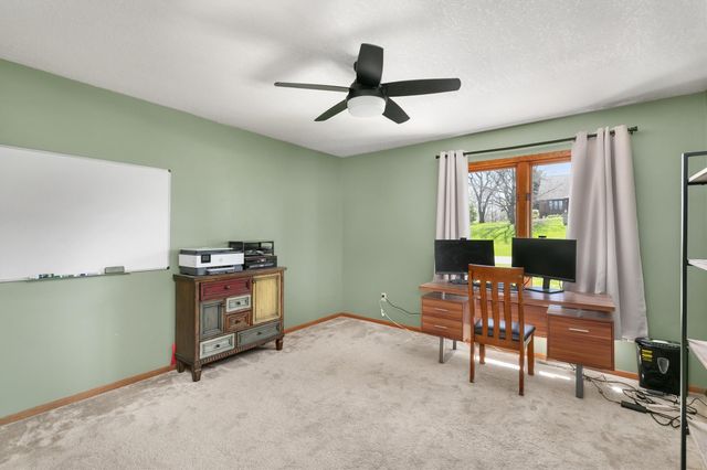 34522 Edgewater Circle, Cumming, IA 50061