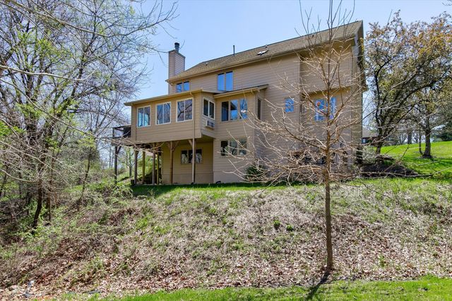 34522 Edgewater Circle, Cumming, IA 50061