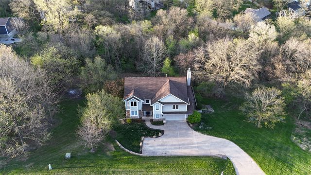 34522 Edgewater Circle, Cumming, IA 50061