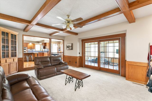 34522 Edgewater Circle, Cumming, IA 50061