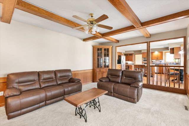 34522 Edgewater Circle, Cumming, IA 50061