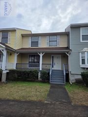 912 Pineland Avenue # 44, Hinesville, GA 31313