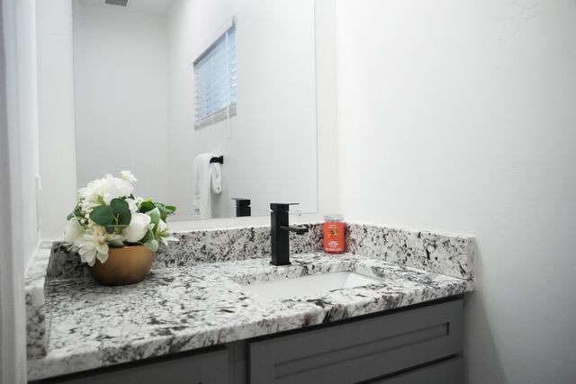 1000 Calle San Lorenzo, Bernalillo, NM 87004