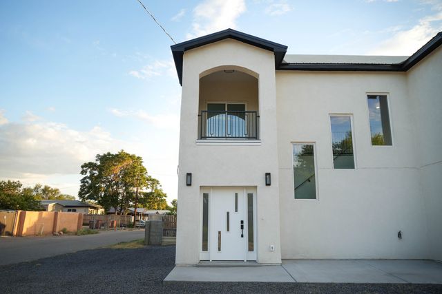 1000 Calle San Lorenzo, Bernalillo, NM 87004