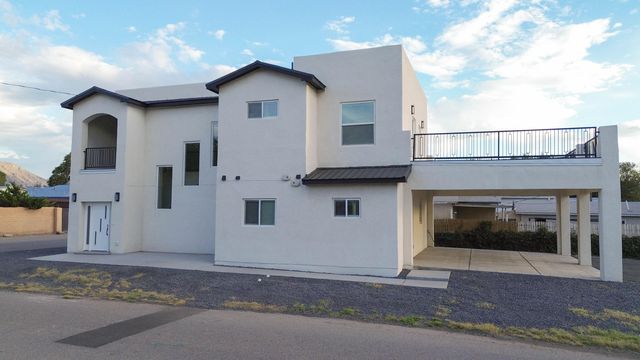 1000 Calle San Lorenzo, Bernalillo, NM 87004