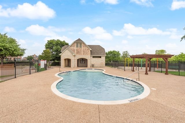 1398 Caspian Drive, Roanoke, TX 76262