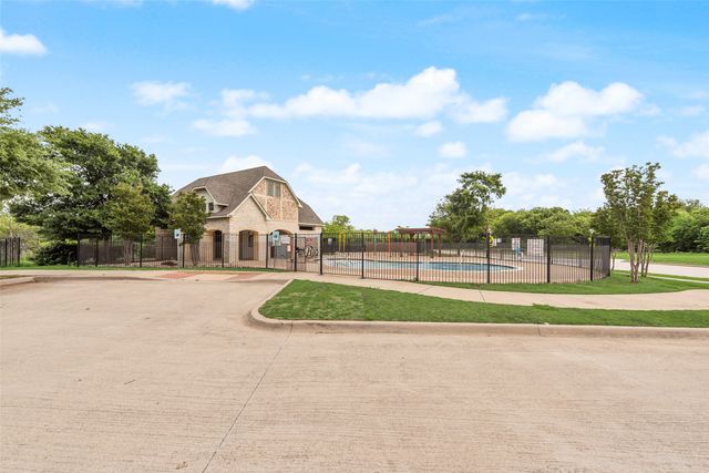 1398 Caspian Drive, Roanoke, TX 76262