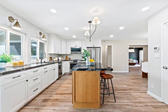 4631 Calle De Tosca, San Jose, CA 95118