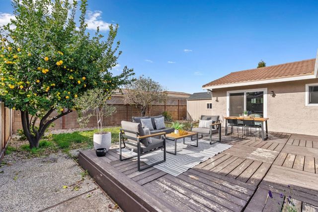 4631 Calle De Tosca, San Jose, CA 95118