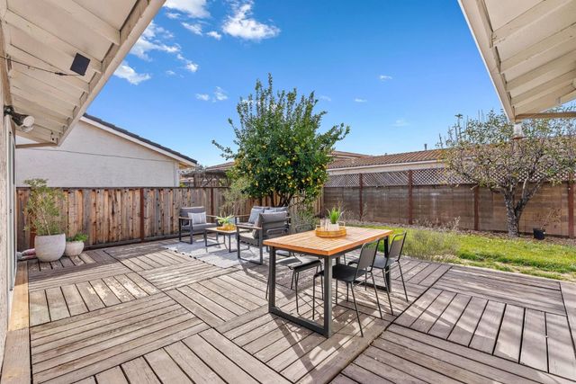 4631 Calle De Tosca, San Jose, CA 95118