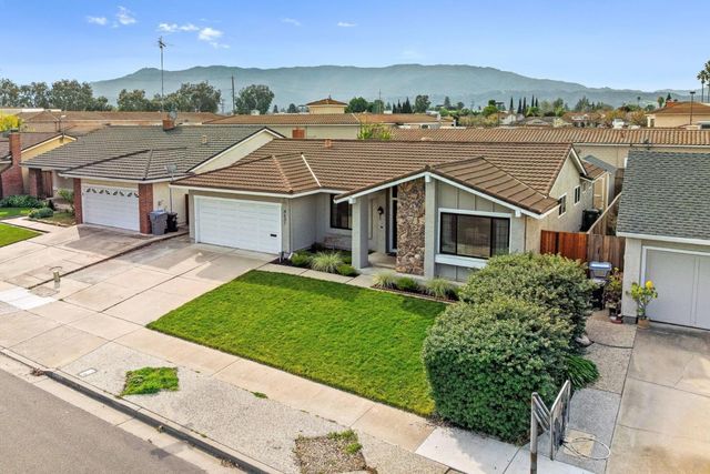 4631 Calle De Tosca, San Jose, CA 95118