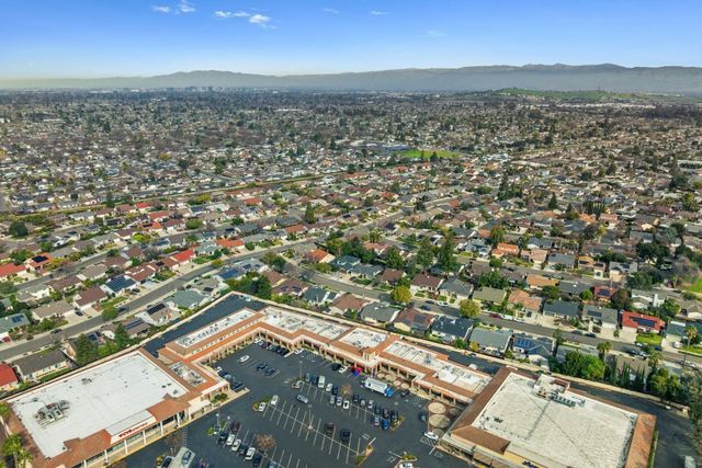 4631 Calle De Tosca, San Jose, CA 95118