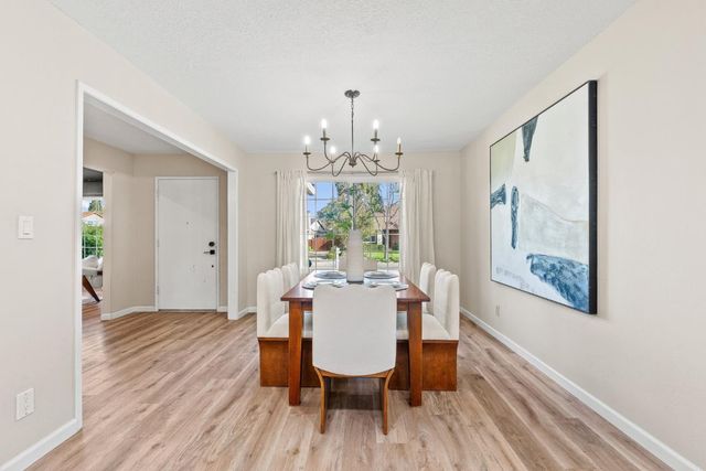 4631 Calle De Tosca, San Jose, CA 95118