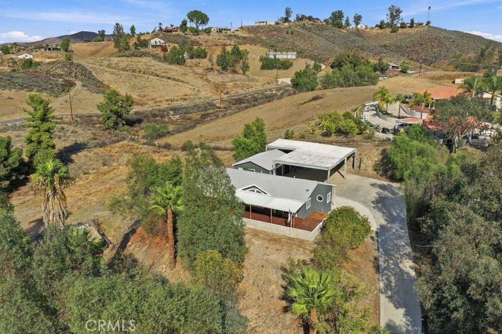 23902 Conejo, Canyon Lake, CA 92587 — photo 2