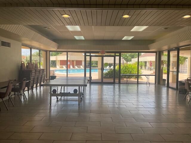 2700 Sunrise Lakes Drive W 301, Sunrise, FL 33322