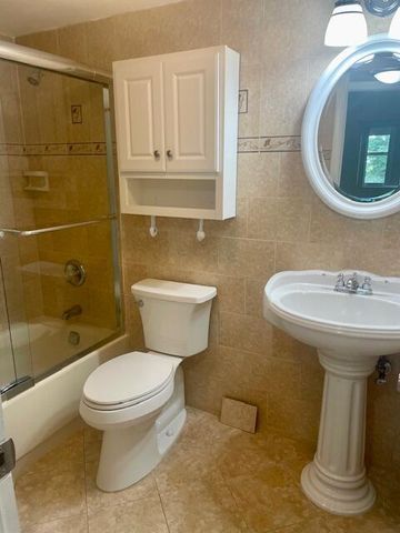 2700 Sunrise Lakes Drive W 301, Sunrise, FL 33322
