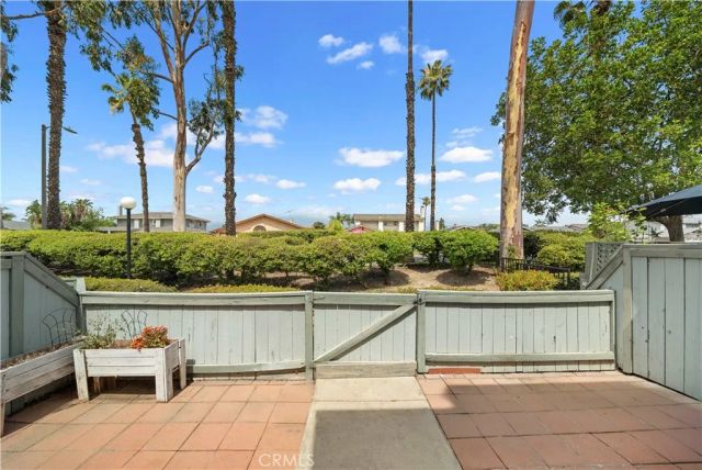2008 E 5th Street, Ontario, CA 91764
