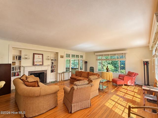 15 Mccaskill Road W, Pinehurst, NC 28374