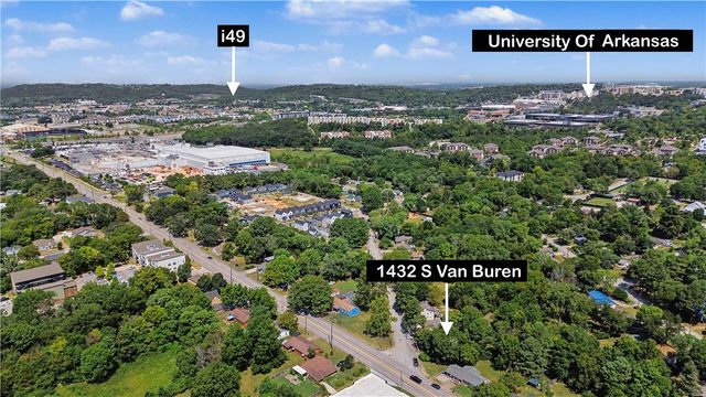 1432 Van Buren Avenue, Fayetteville, AR 72701
