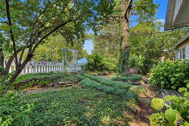 1432 Van Buren Avenue, Fayetteville, AR 72701