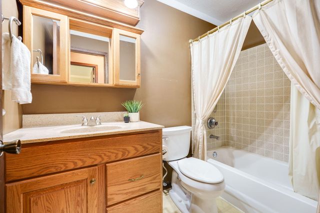 3805 Cassandra Drive 3805 Cassandra Drive, Tipp City, OH 45371