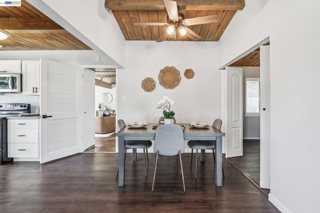 238 Bluebird Ave, Livermore, CA 94551