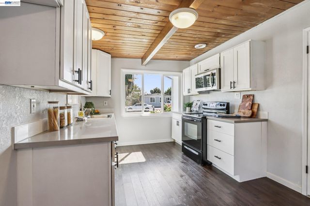 238 Bluebird Ave, Livermore, CA 94551