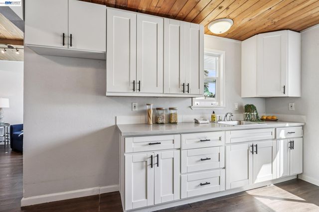 238 Bluebird Ave, Livermore, CA 94551