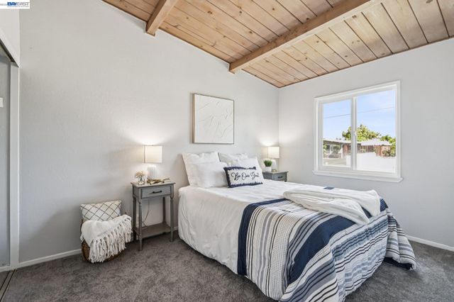 238 Bluebird Ave, Livermore, CA 94551