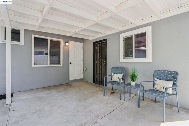 238 Bluebird Ave, Livermore, CA 94551