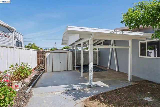 238 Bluebird Ave, Livermore, CA 94551