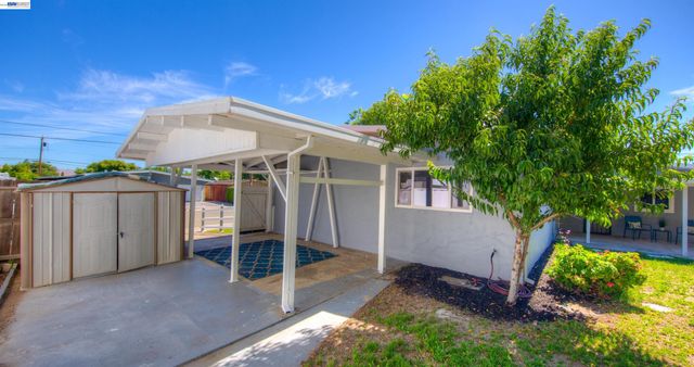 238 Bluebird Ave, Livermore, CA 94551