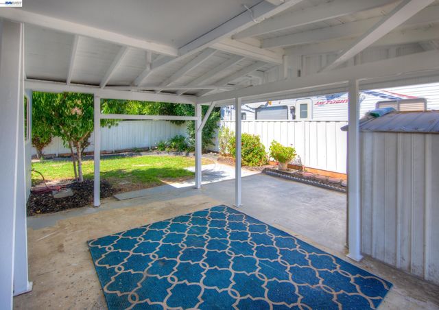 238 Bluebird Ave, Livermore, CA 94551