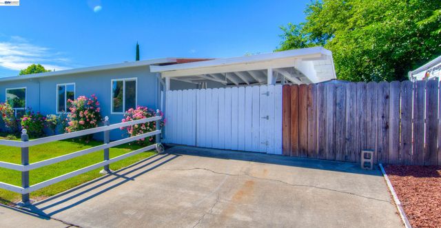 238 Bluebird Ave, Livermore, CA 94551