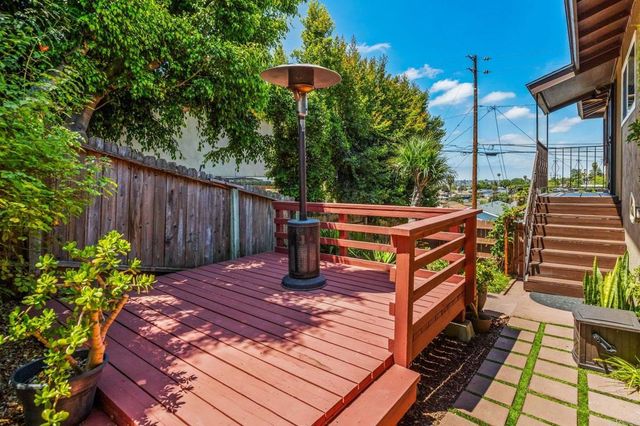 1011 Capistrano Avenue, Spring Valley, CA 91977