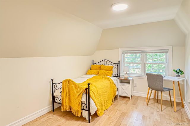 9 Watkins Place, New Rochelle, NY 10801