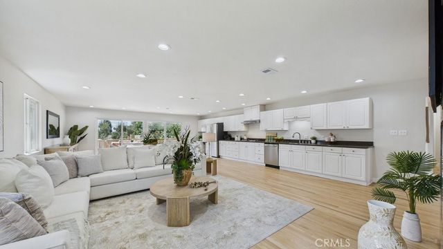 480 E Grandview, Sierra Madre, CA 91024