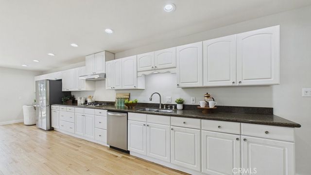 480 E Grandview, Sierra Madre, CA 91024