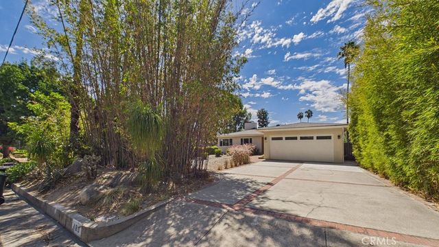 480 E Grandview, Sierra Madre, CA 91024