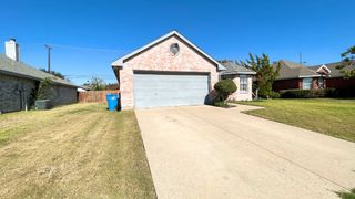 5509 Cypress Drive, Rowlett, TX 75089